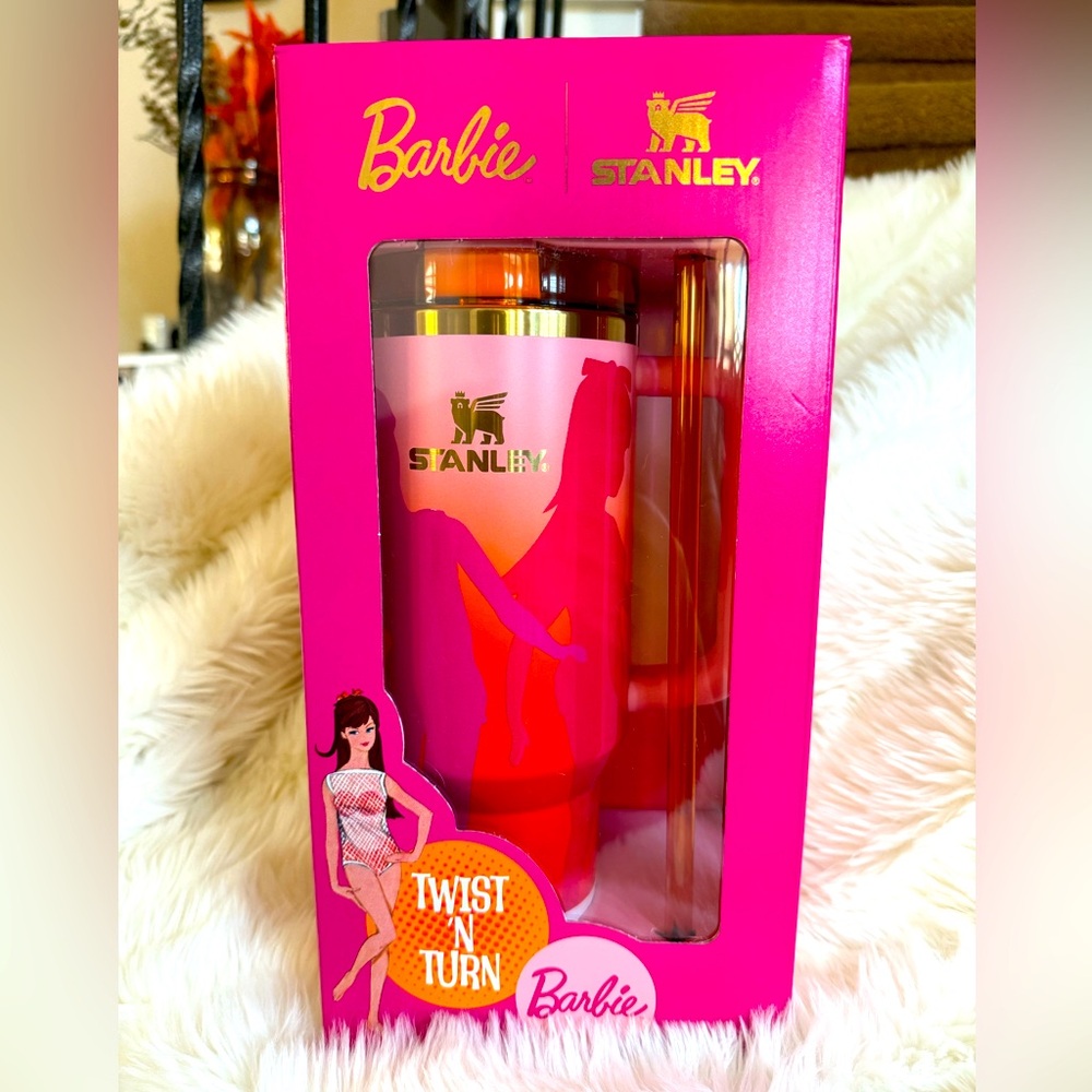 Barbie- Stanley ’60s Twist ’N Turn Quencher, 40’s oz.